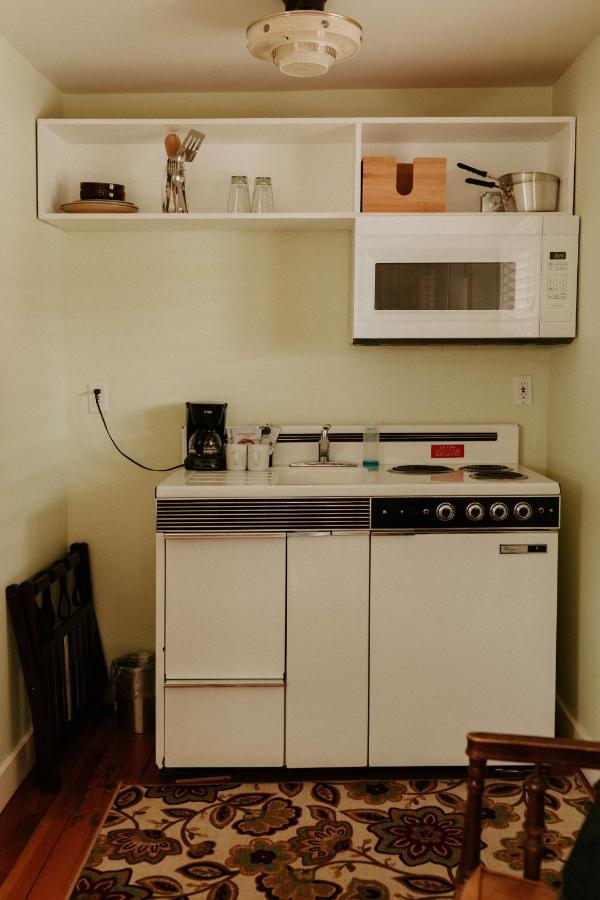Raymond Pitchwood Inn מראה חיצוני תמונה